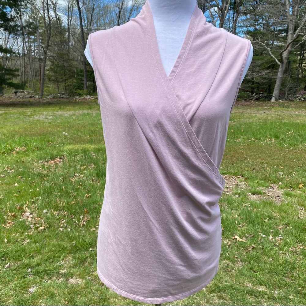 GARNET HILL TOP TEE SLEEVELESS V-NECK WRAP LOOK BLUSH PINK SIZE S